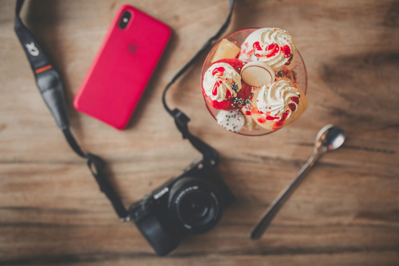 get-a-professional-photographer-to-take-pictures-of-your-food