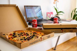 singapore-growing-online-food-delivery-industry
