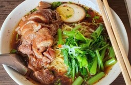Boat-Noodle-Express-clementi-Singapore-Pork-Special-Soup